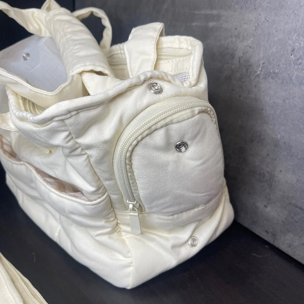 Small Dog Carrier Bag with Pockets Soft Sided Collapsible Puppy Travel Carrier